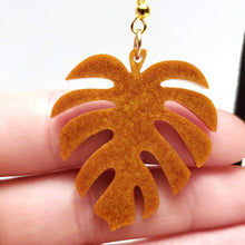 Load image into Gallery viewer, Brown Monstera Leaf Earrings
